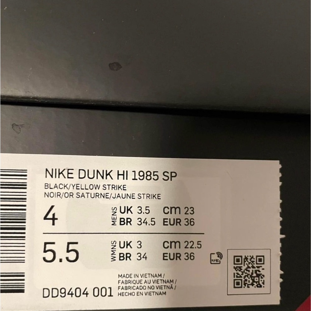 To small never worn - Picture 3 of 3